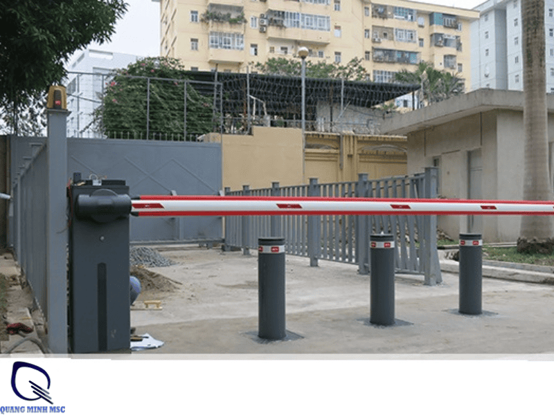 barrier tự động ở cổng bảo vệ
